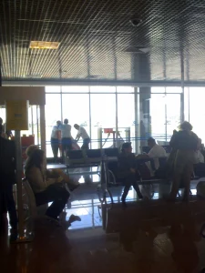 Como Comprar Passagens Aéreas Baratas na Madrugada: Mitos e Dicas Reais