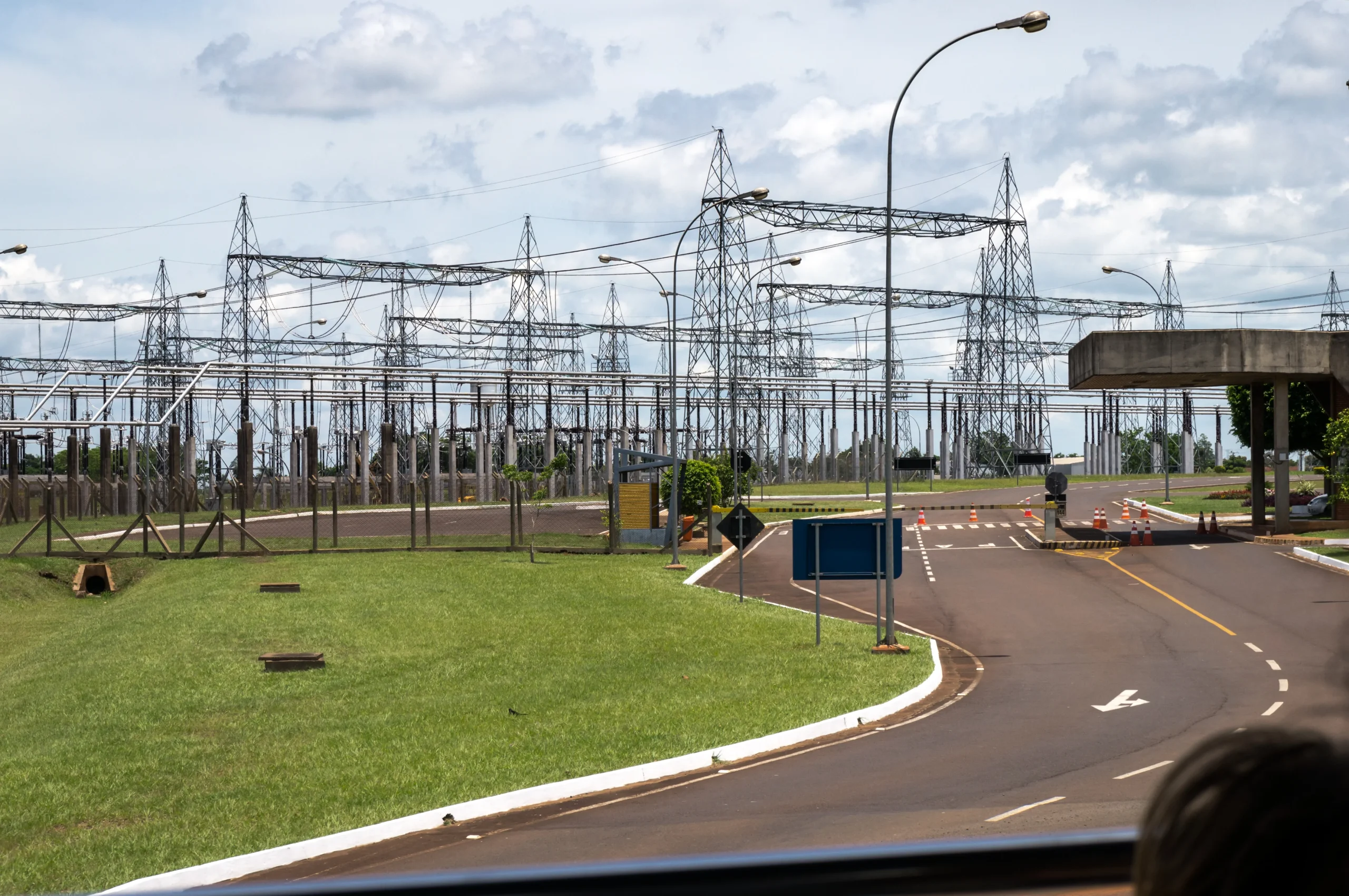 Matriz de energia eletrica e subsidios tarifarios da Aneel